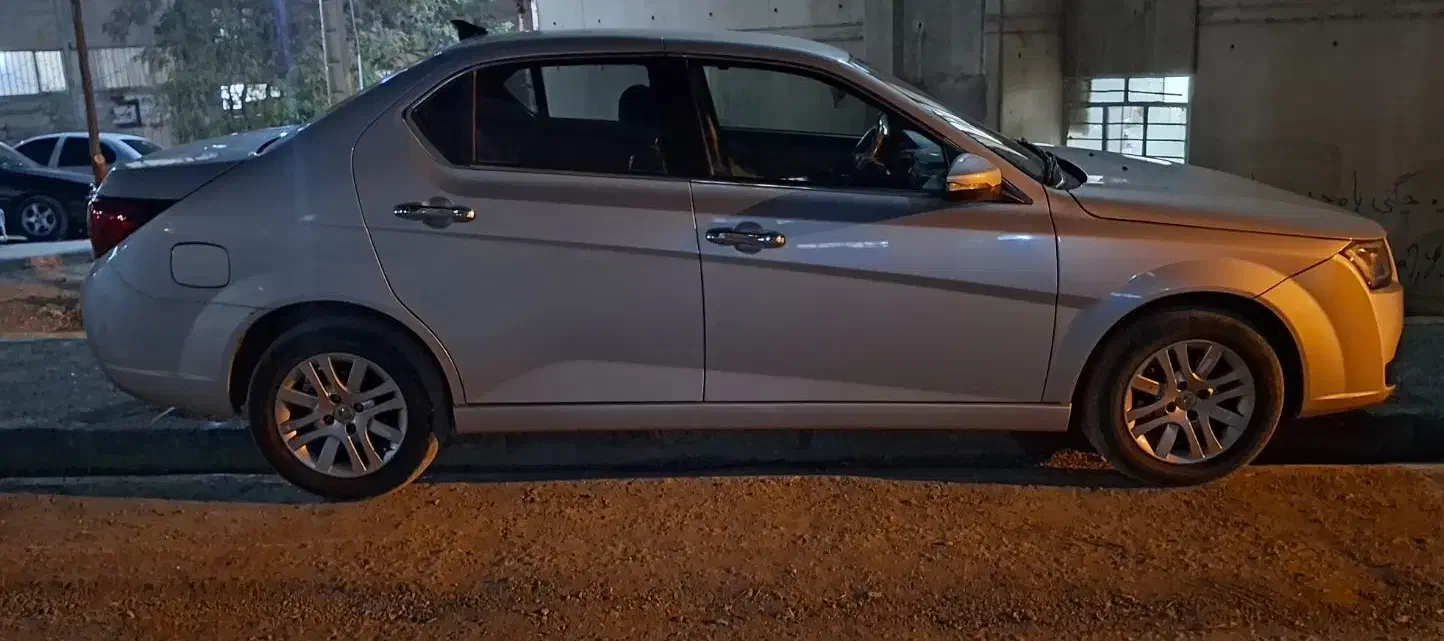 دنا پلاس 5 دنده EF7|خودرو سواری و وانت|خرمآباد, |دیوار