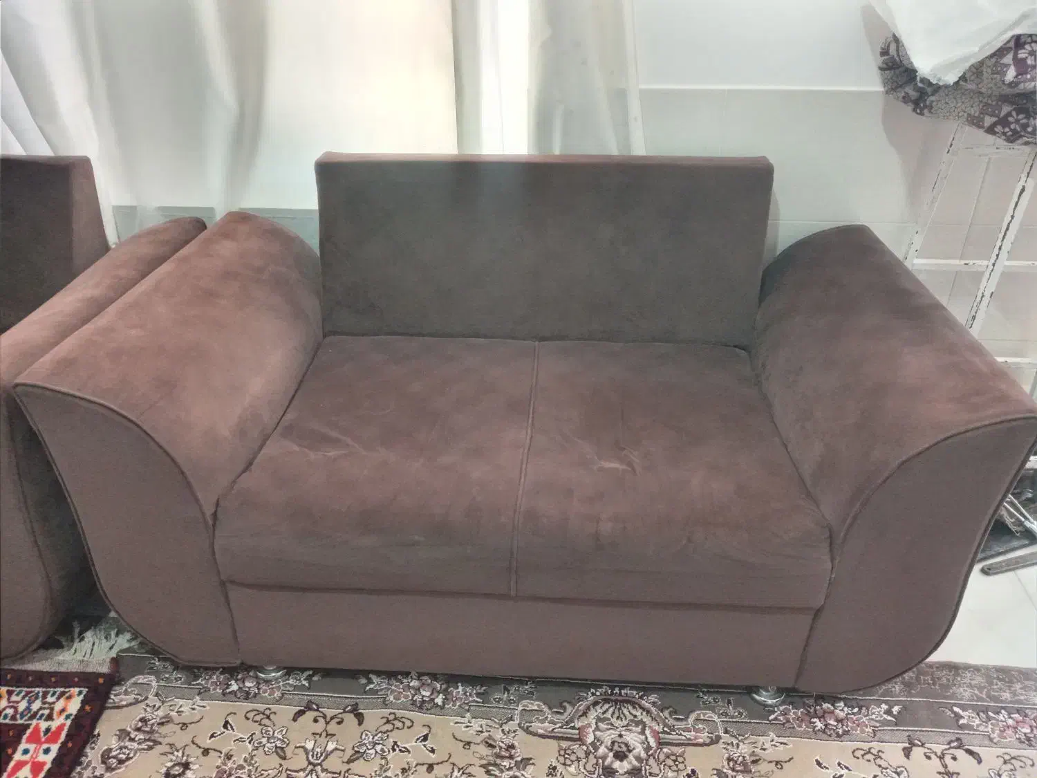 مبل ۵نفره|مبلمان خانگی و میز عسلی|شیراز, کفترک|دیوار