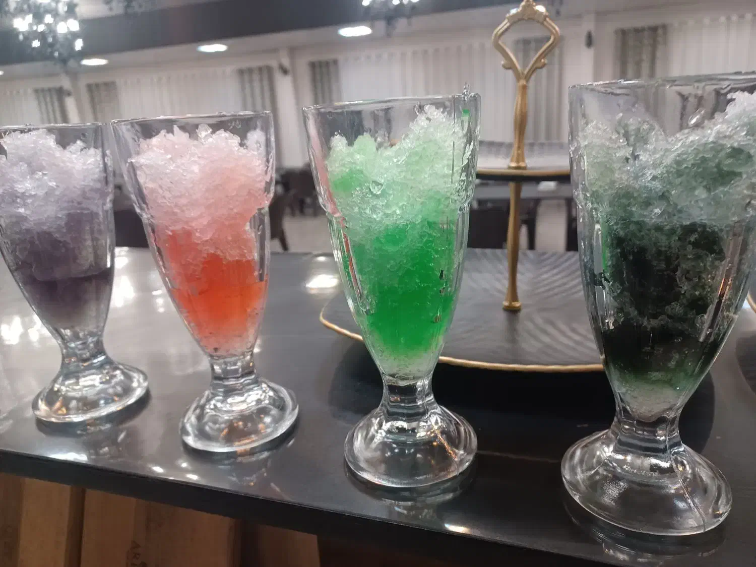 بارمن ، بارتندر|خدمات پذیرایی، مراسم|کرج, شهرک بنفشه|دیوار