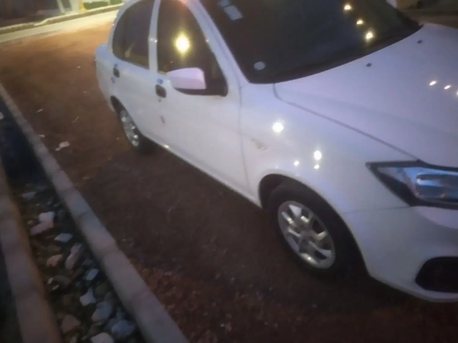 ساینا مدل ۴۰۳|خودرو سواری و وانت|رامشیر, |دیوار