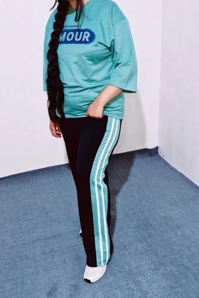 ست اسپرت|لباس|سنندج, |دیوار