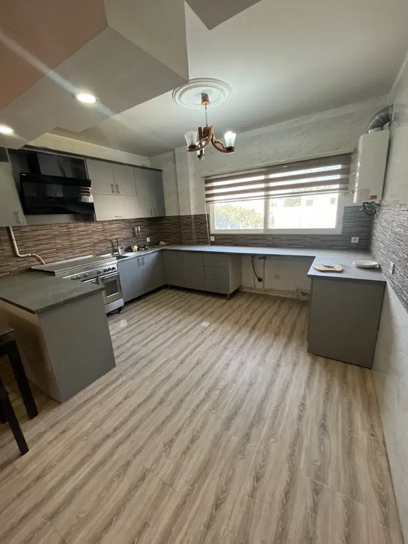 آپارتمان95متری/فول امکانات/مخابرات مرکزشهر|فروش آپارتمان|بجنورد, |دیوار