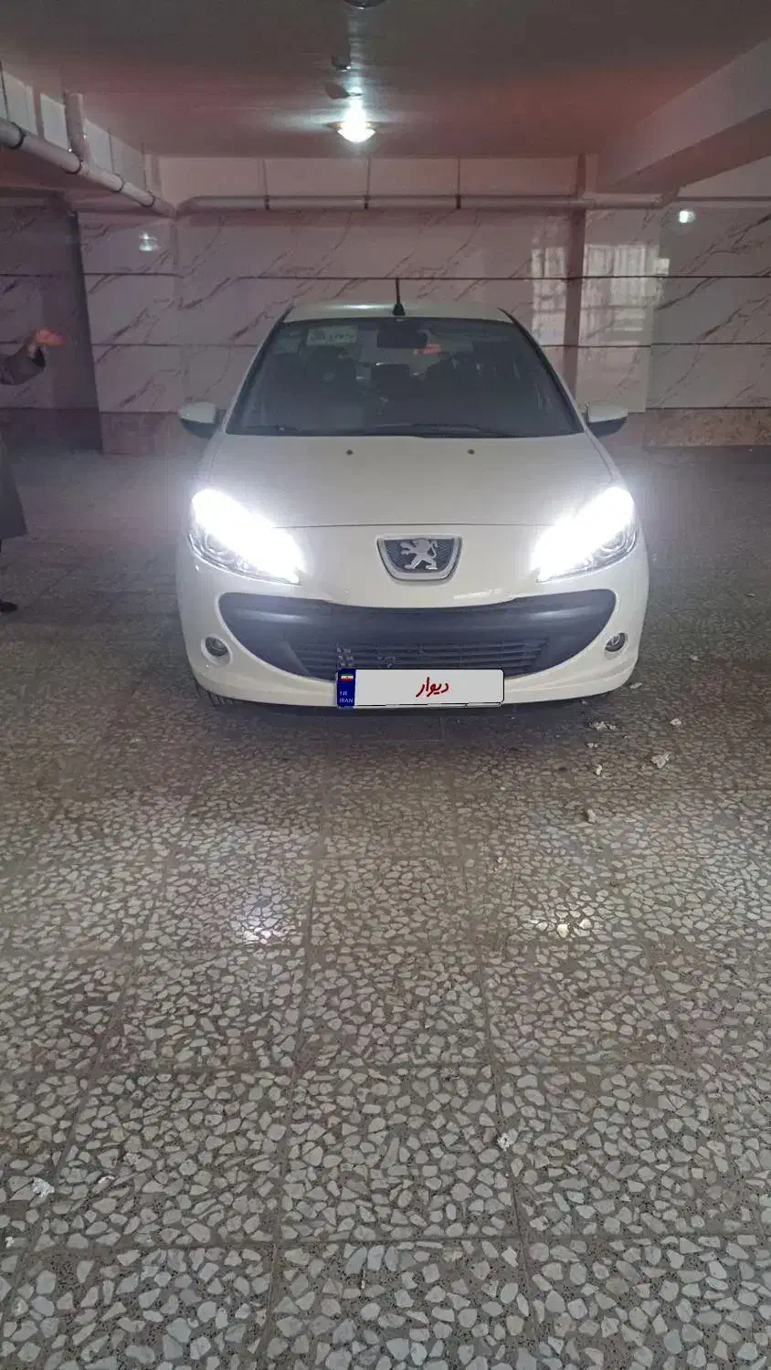 پژو 207 tu5 سقف فلز خشک|خودرو سواری و وانت|بوئین زهرا, |دیوار