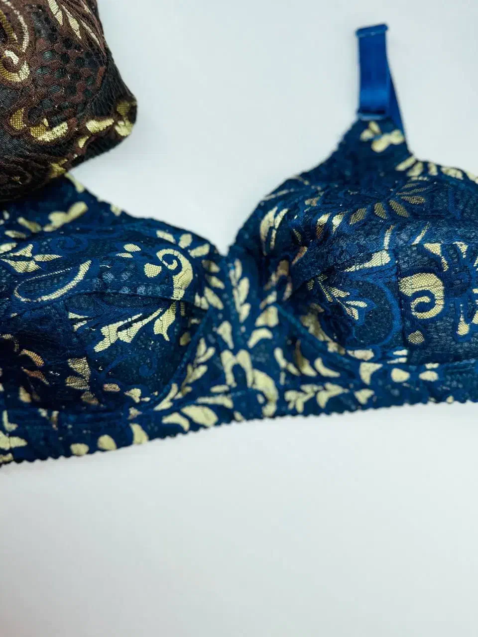 سوتین دانتل زیرنخ کش باریک|عمده‌فروشی|تهران, شهرک طالقانی|دیوار