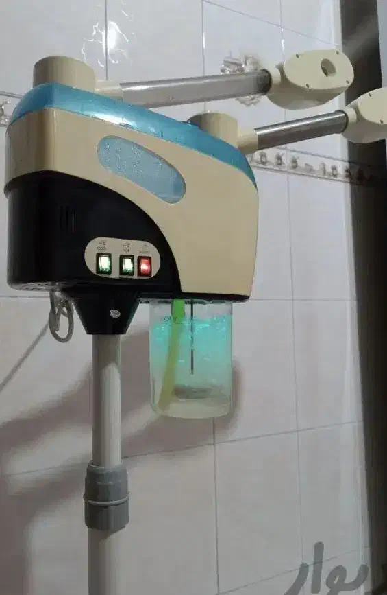 وسایل فیشیال   همراه با اینه هالیوودی در حد نو|آرایشی، بهداشتی، درمانی|شاهین‌شهر, فردوسی|دیوار