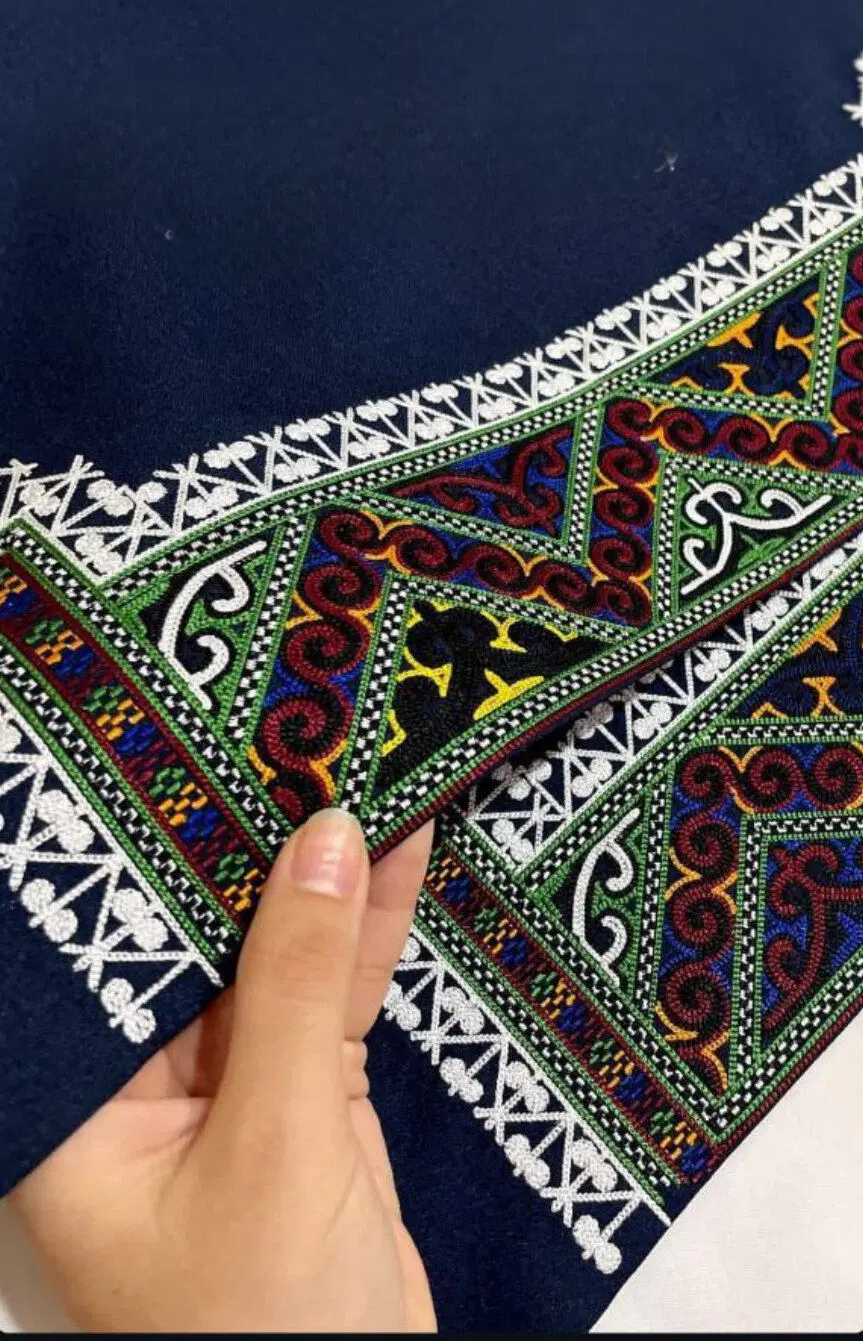 سنتی|لباس|گنبد کاووس, |دیوار