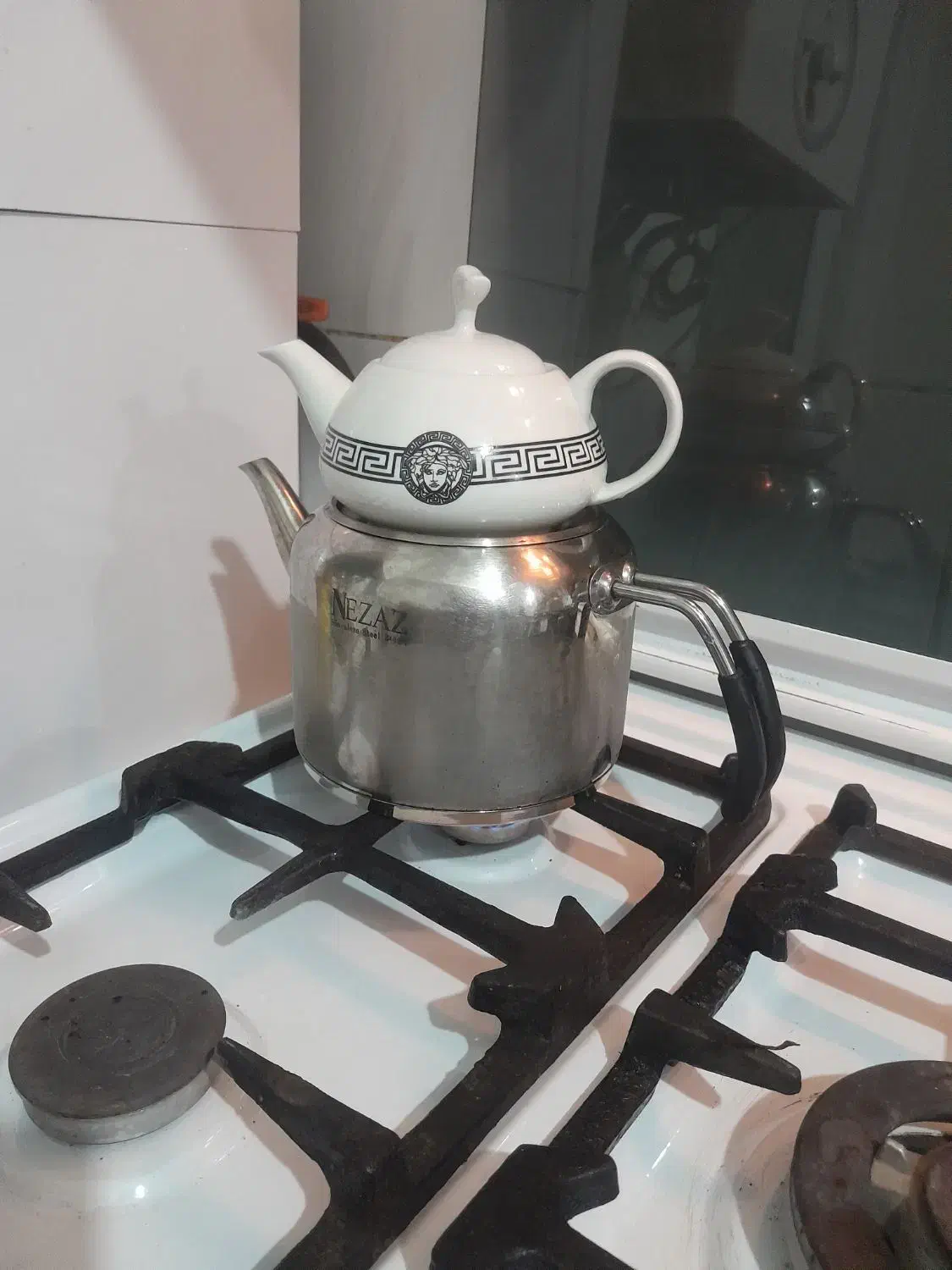 کتری وقوری کف چدن|قوری، کتری، قهوهساز دستی|پرند, فاز ۵|دیوار