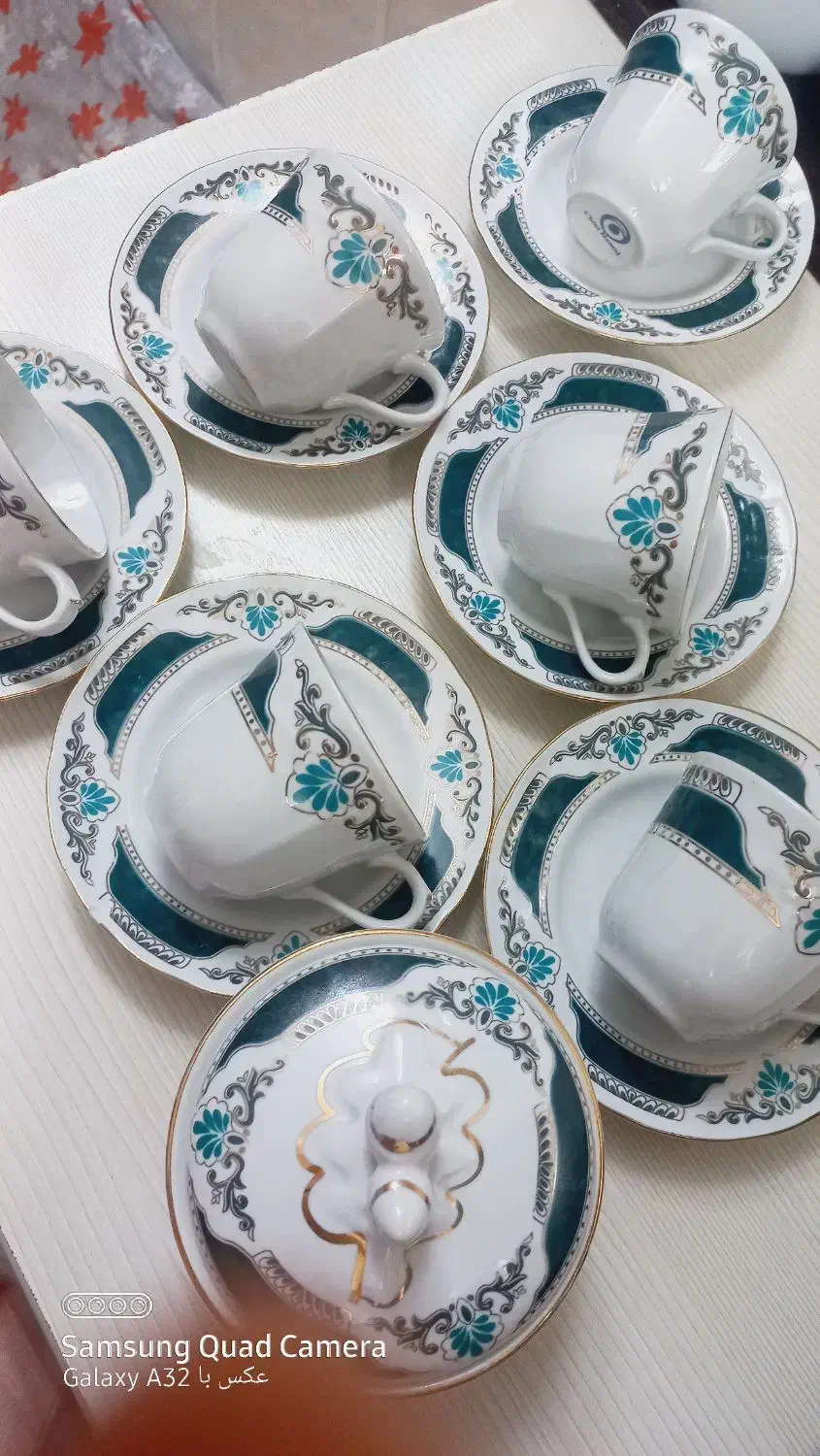 قندان|ظروف سرو و پذیرایی|قم, باغ شازده|دیوار