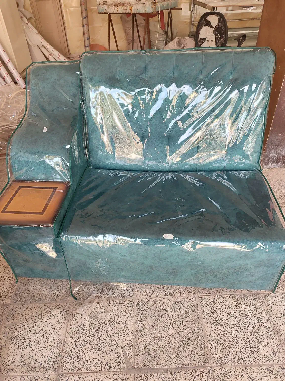 دوخت کاور ژله ای و دکوراتیو|خدمات پیشه و مهارت|بم, |دیوار