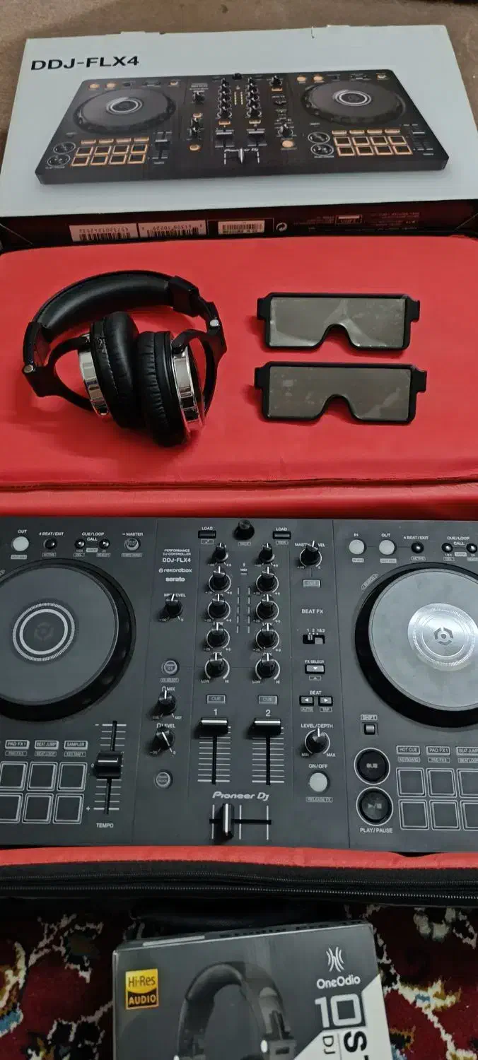 دستگاه دیجی پایونر flx4و عینک|حراج|گنبد کاووس, |دیوار