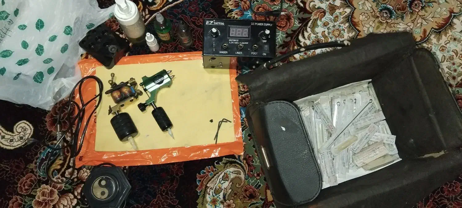 دستگاه تتو|آرایشگاه و سالنهای زیبایی|لوندویل, |دیوار