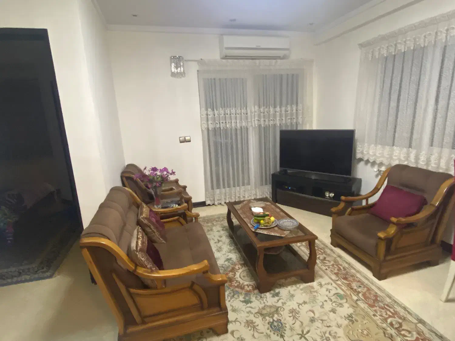 مبل نیم ست چهارنفره|مبلمان خانگی و میز عسلی|محمودآباد, |دیوار