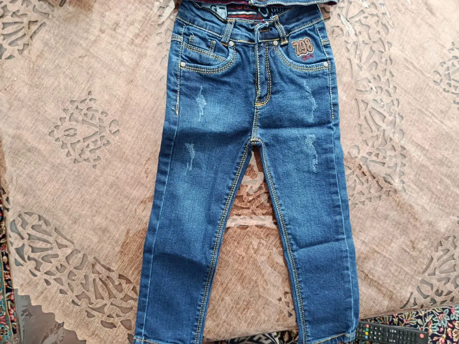 کت و شلوار جین نو قیمت عالی|کفش و لباس بچه|رفسنجان, |دیوار