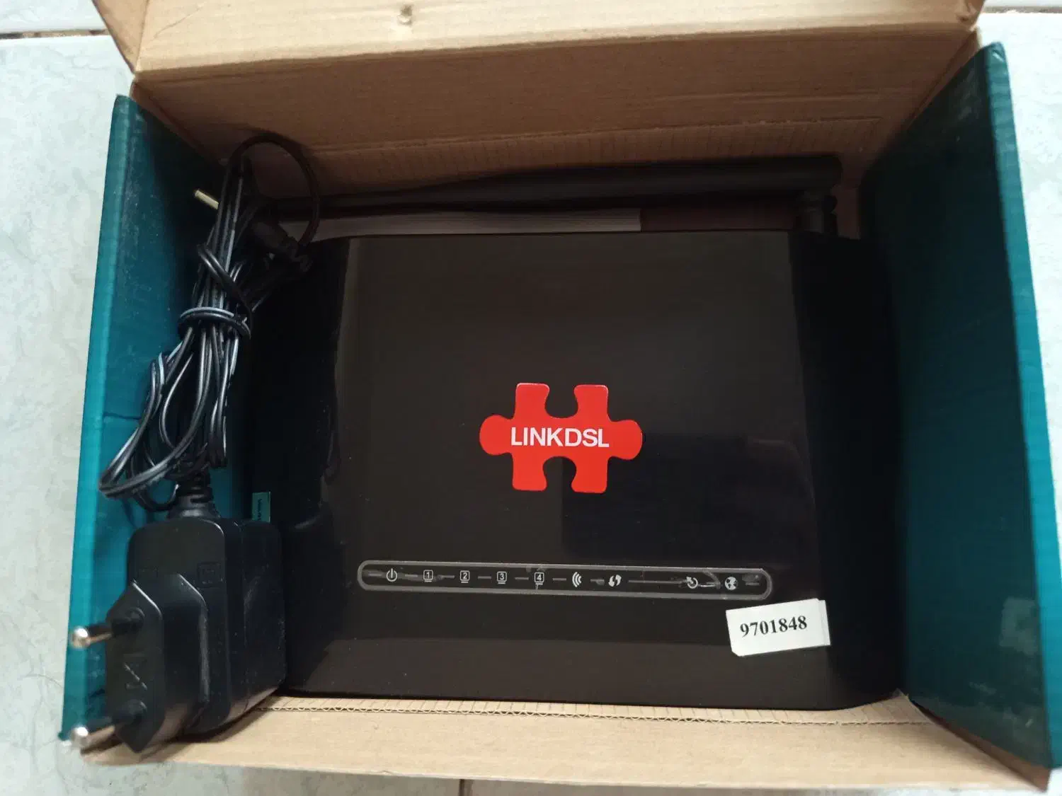 مودم تک آنتن دی لینک|مودم و تجهیزات شبکه|خرم‌آباد, |دیوار