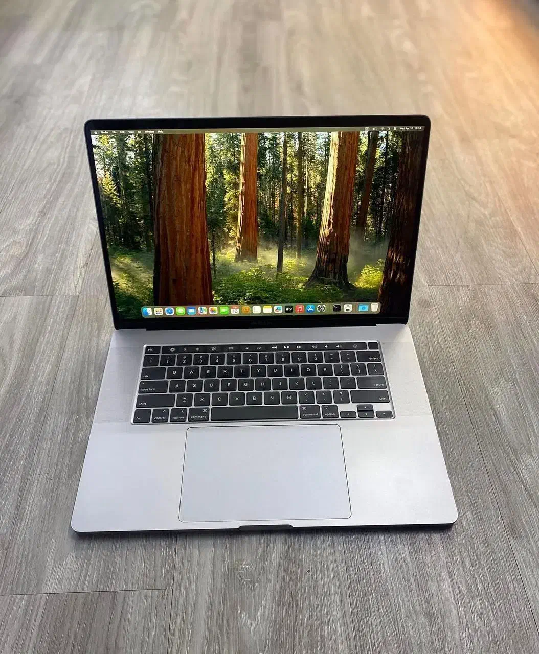 Macbook Pro 16inch/i9 گرافیک 8 رم 64 گیگ|رایانه همراه|تهران, کامرانیه|دیوار