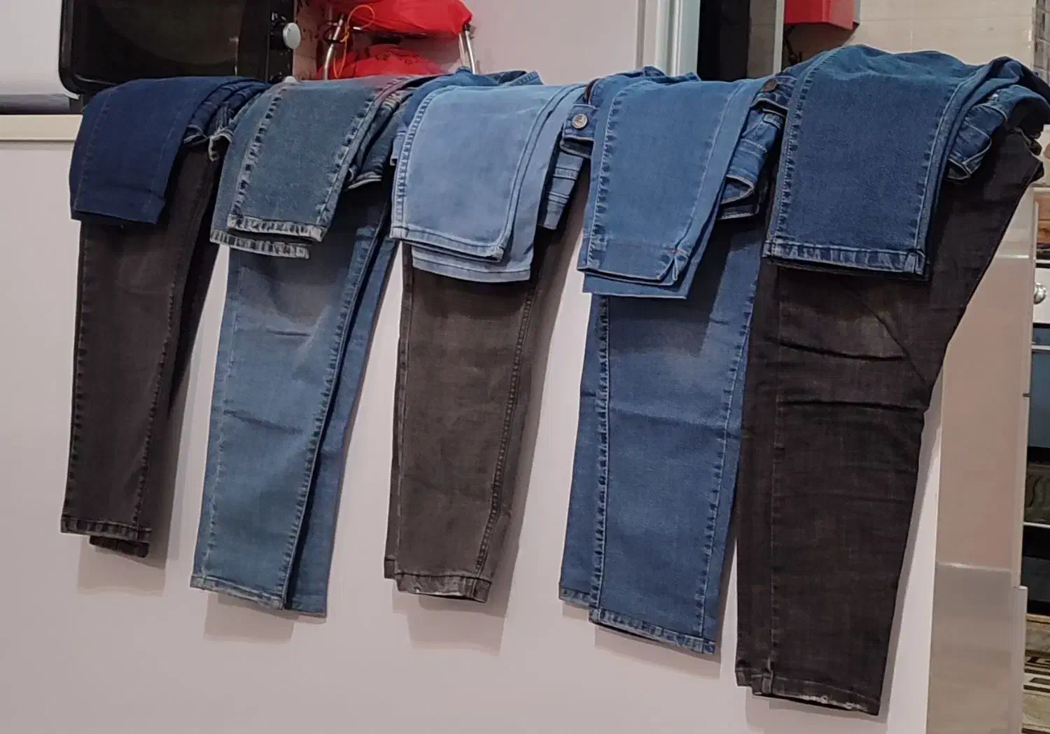 ب دلیل تغییرسایز|لباس|سقز, |دیوار