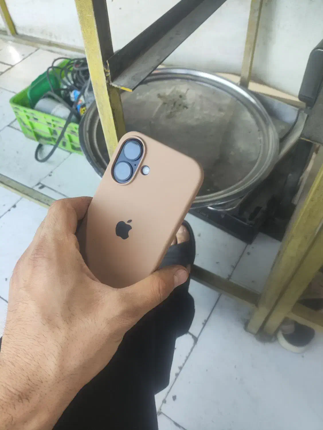 آیفون 16 نرمال ۲۵۶|موبایل|شهریار, شهرک وائین|دیوار