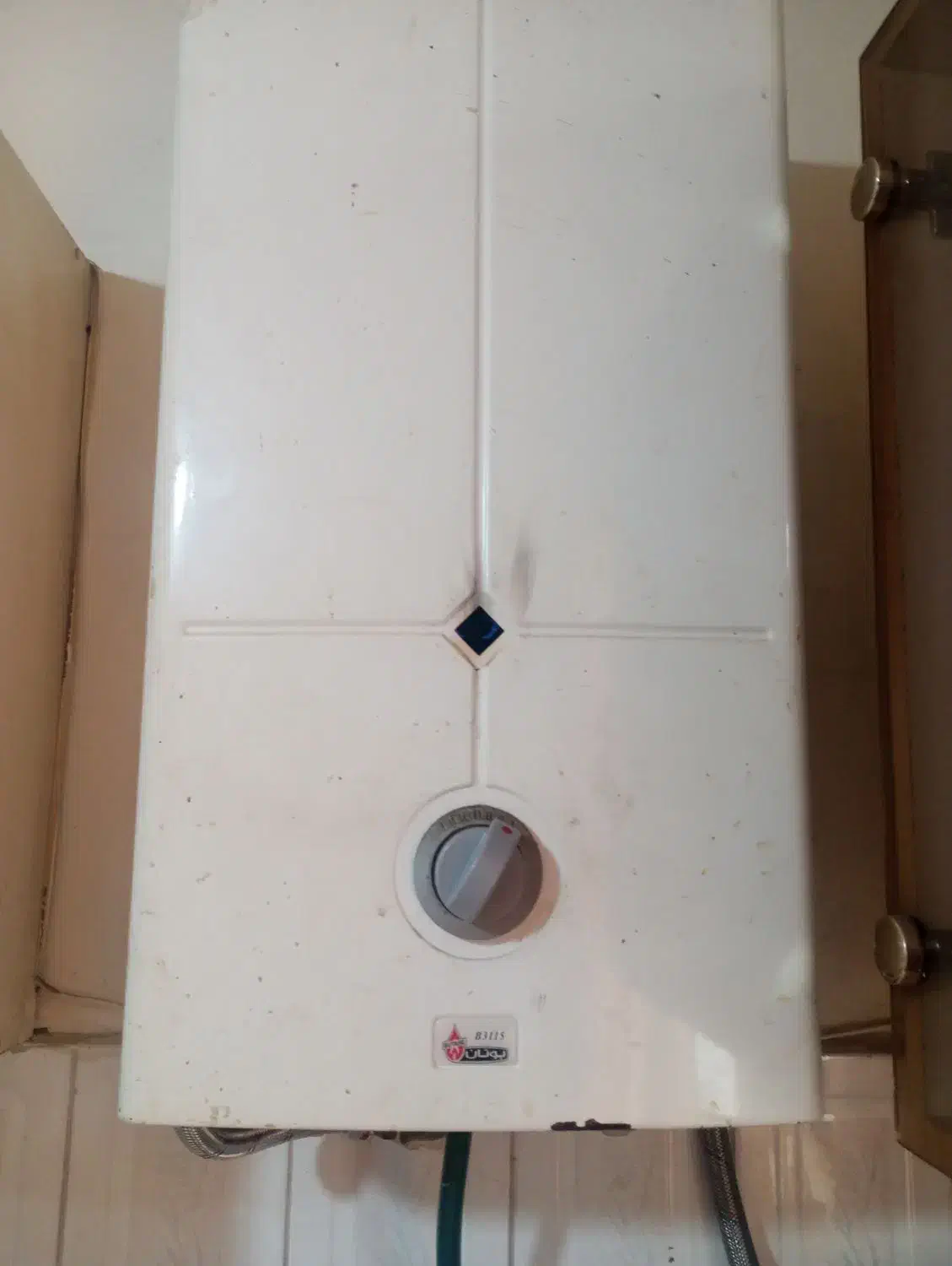 تعمیرات و نصب وسایل گازسوز|خدمات پیشه و مهارت|خشکبیجار, |دیوار