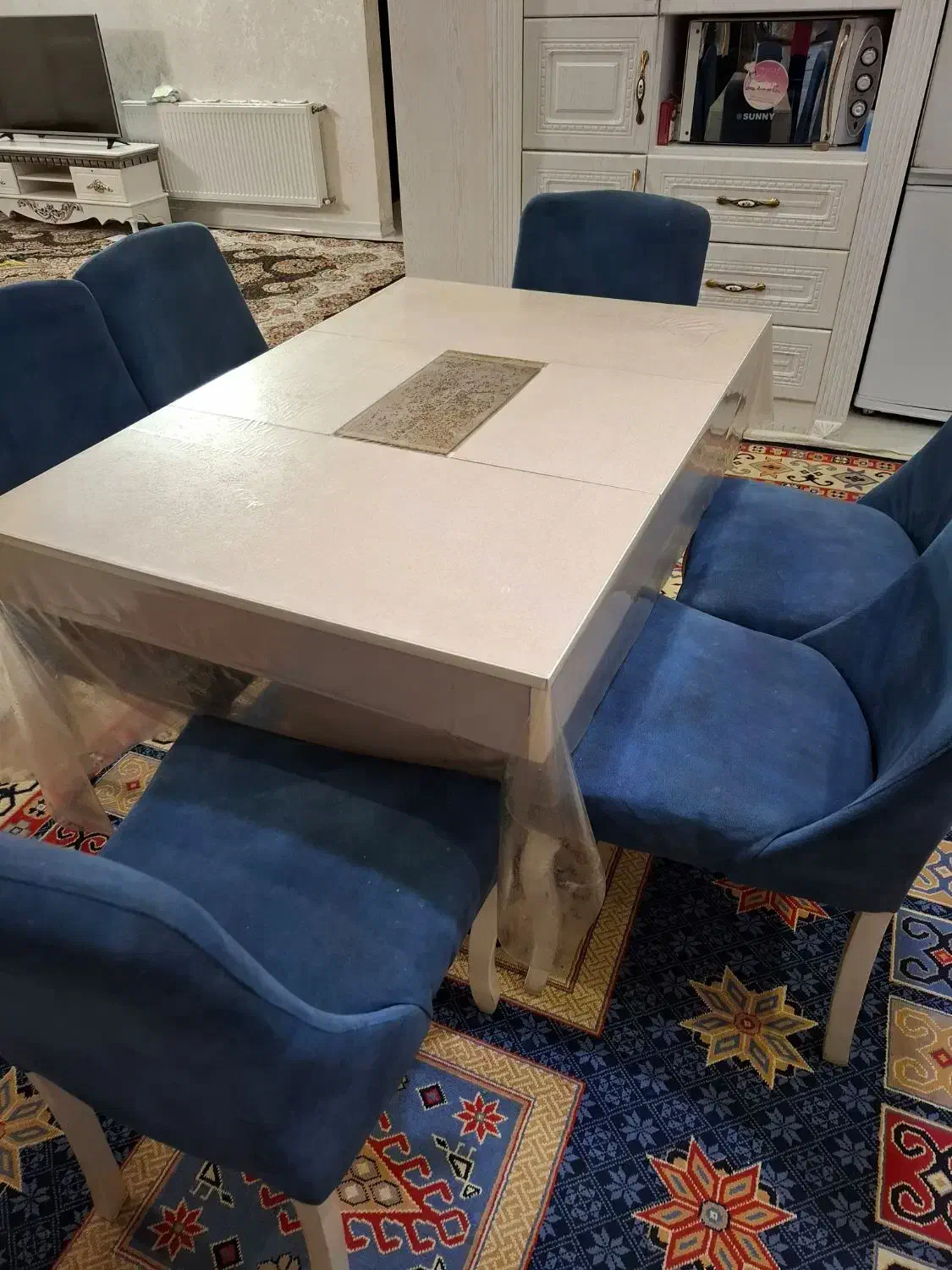 میز ناهارخوری|میز و صندلی غذاخوری|سمنان, |دیوار