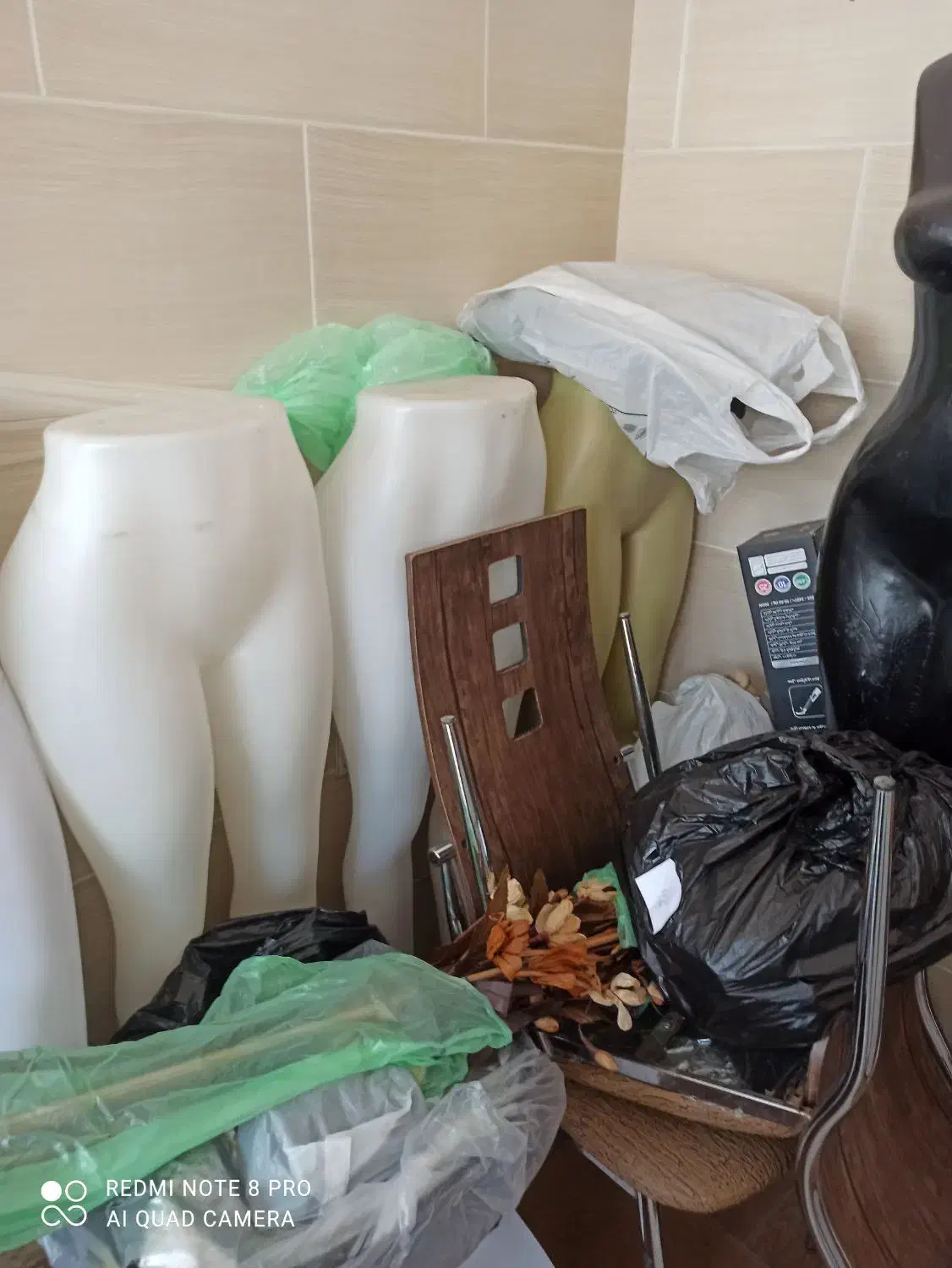 وسایل مغازه پوشاک|فروشگاه و مغازه|رشت, کوی طالقانی|دیوار