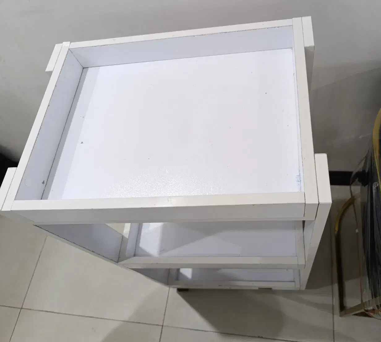 ترولی سفید|لوازم التحریر|اندیمشک, |دیوار