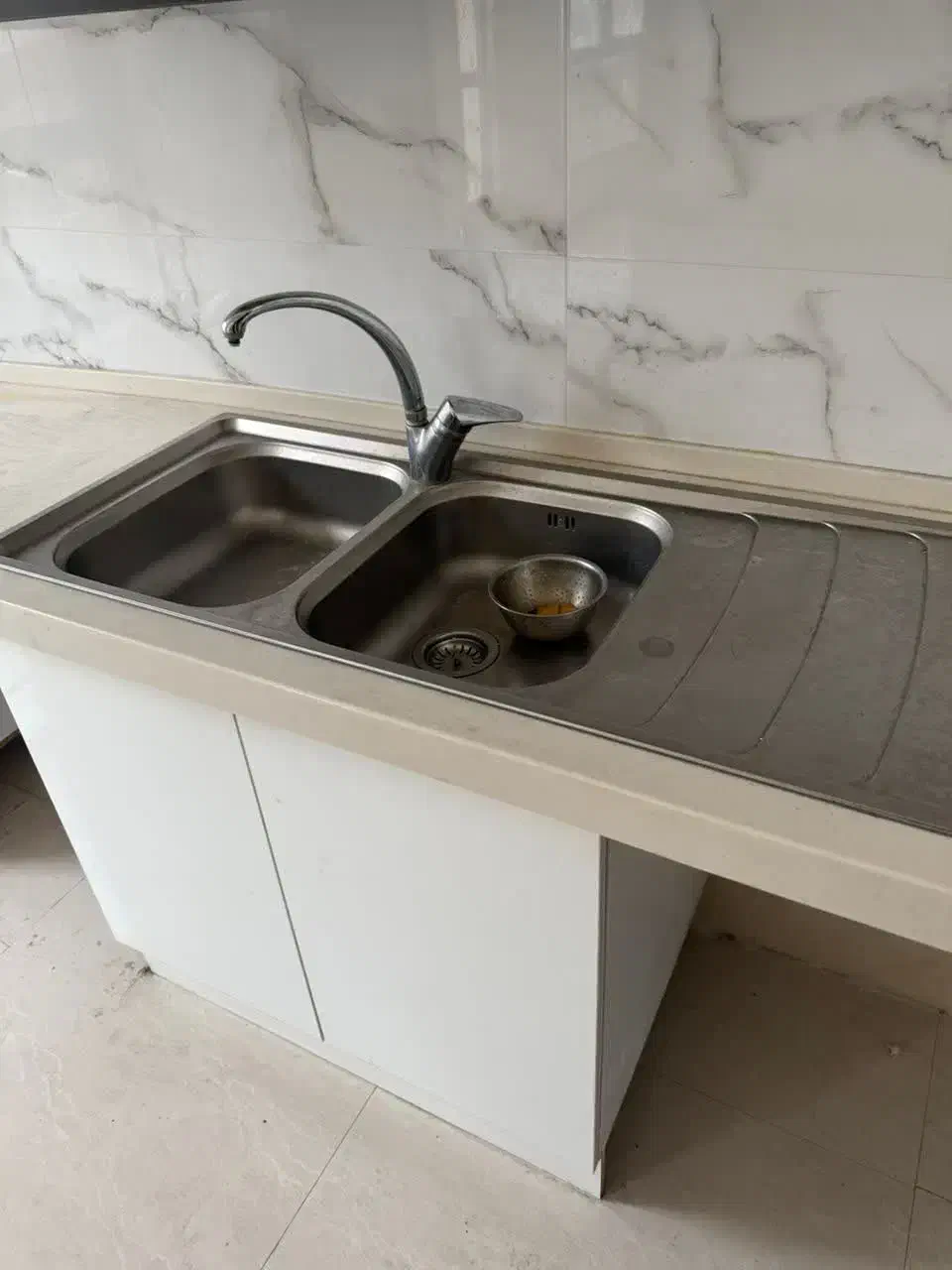 کابینت های نو و دست دوم و در حد نو|بوفه، ویترین، کنسول|ابهر, |دیوار