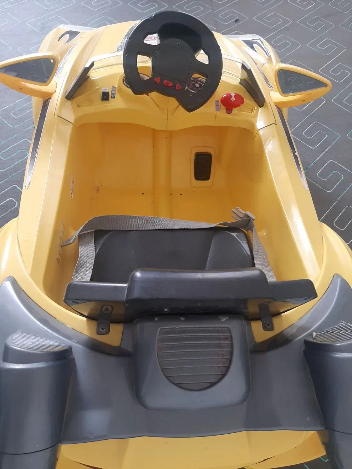 ماشین شارژی|اسباببازی|بروجن, |دیوار