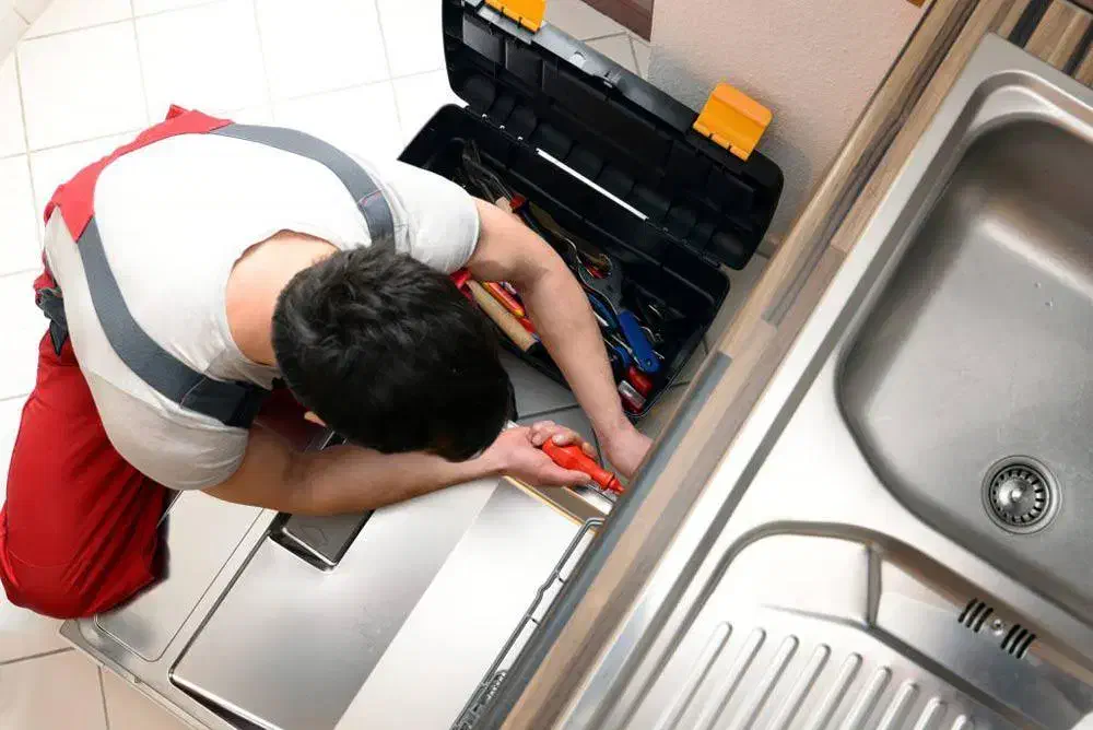 طراحی نصب و تعمیرات کابینت (زود تند تمیز )|خدمات پیشه و مهارت|بندرعباس, |دیوار