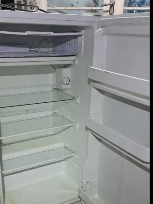 یخچال فریزر مدیا 5 فوت خارجی اصلی۹۳ لیتر|یخچال و فریزر|بندر گناوه, |دیوار