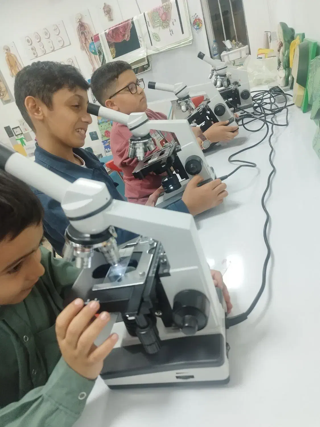 برگزاری کلاس های تقویتی در کلیه پایه ها|خدمات آموزشی|زاهدان, |دیوار