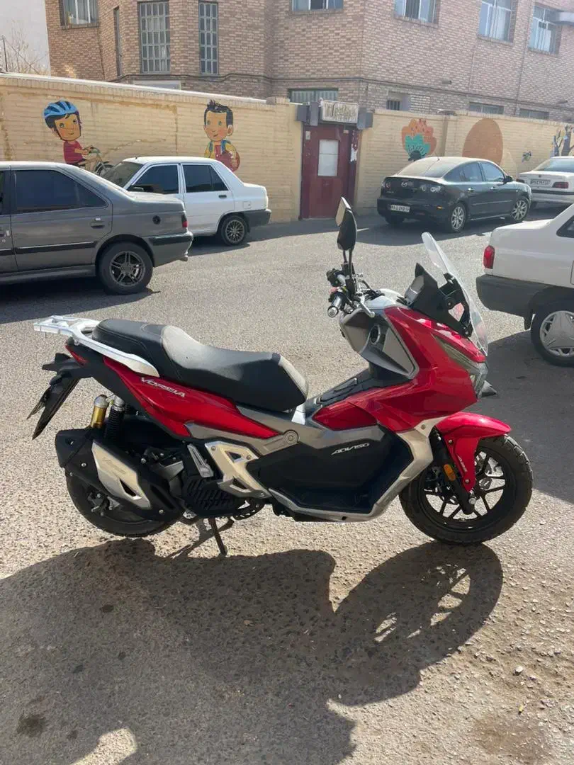 هوندا ADV ۱۴۰۲ تکتاز اصلی در حد صفر تصادفی نداشت|موتورسیکلت|قم, بنیاد|دیوار