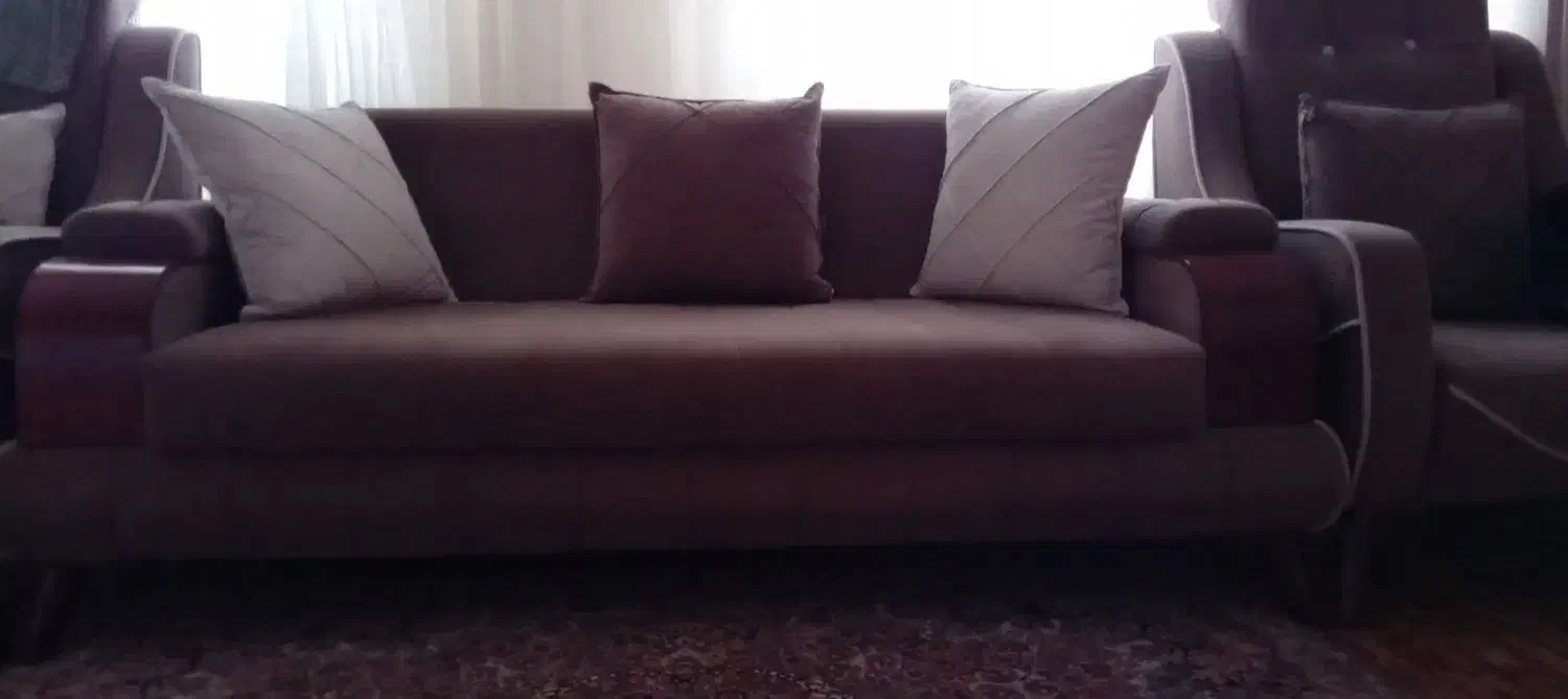 مبل هشت نفره تمیز وسالم بدون افتادگی وپاره گی|مبلمان خانگی و میز عسلی|اسکو, |دیوار