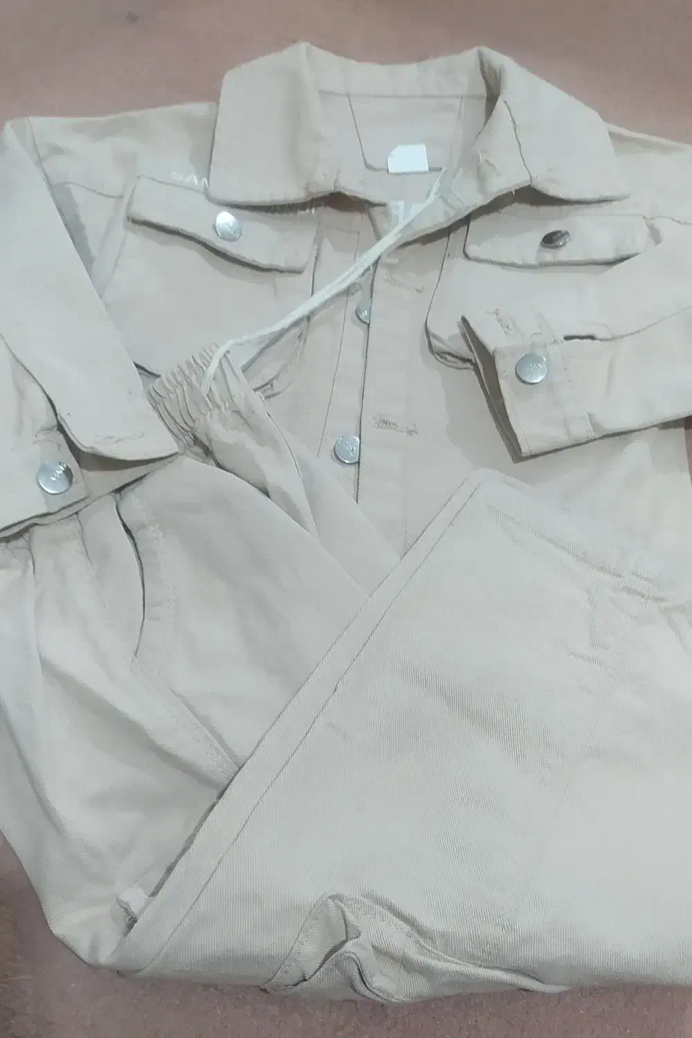 هودی|کفش و لباس بچه|بروجرد, |دیوار