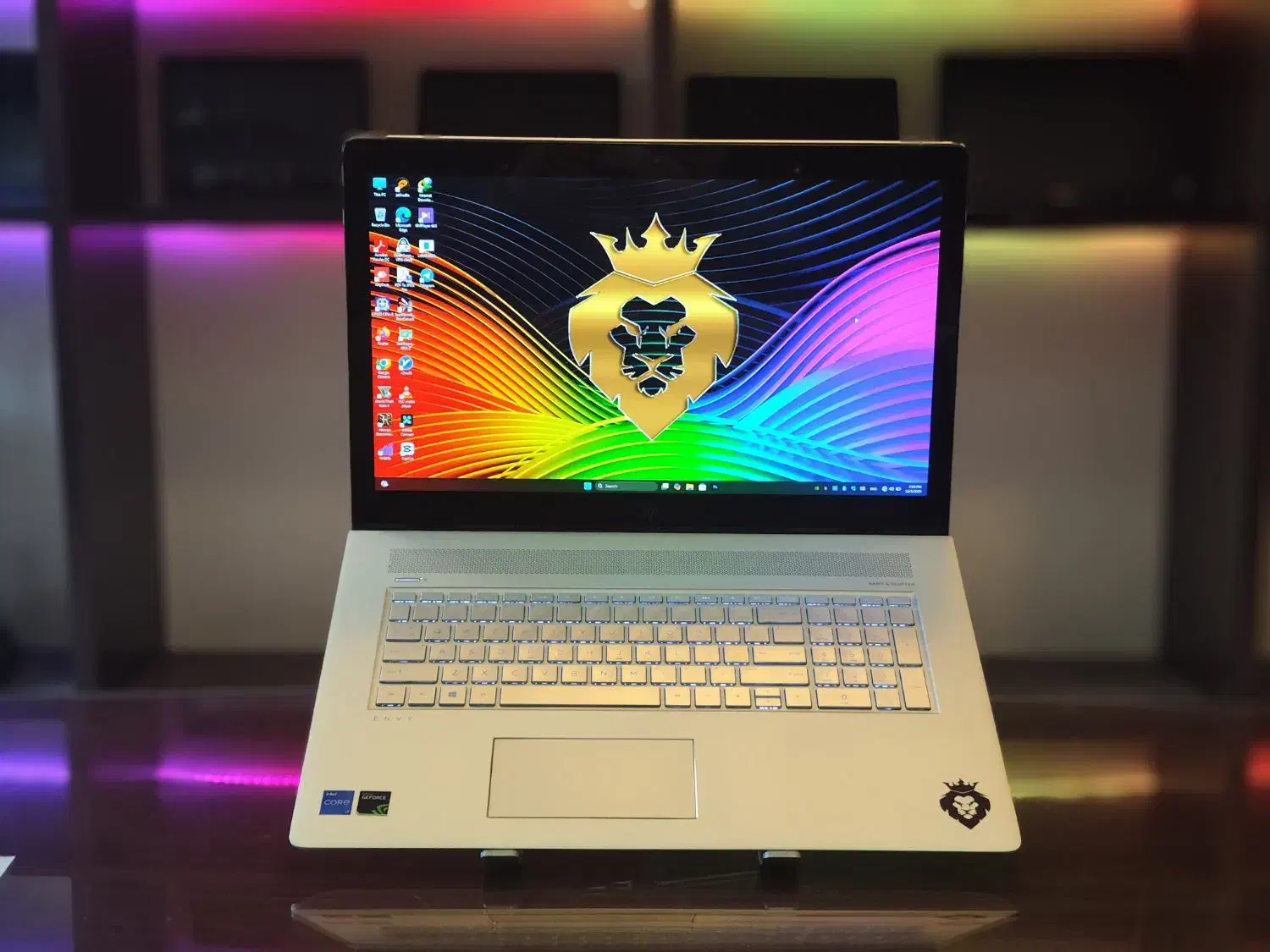 گرافیکدار hp لوکس مدیریتی 17اینچ لمسی i7 نسل8 رم16|رایانه همراه|تهران, بلوار کشاورز|دیوار