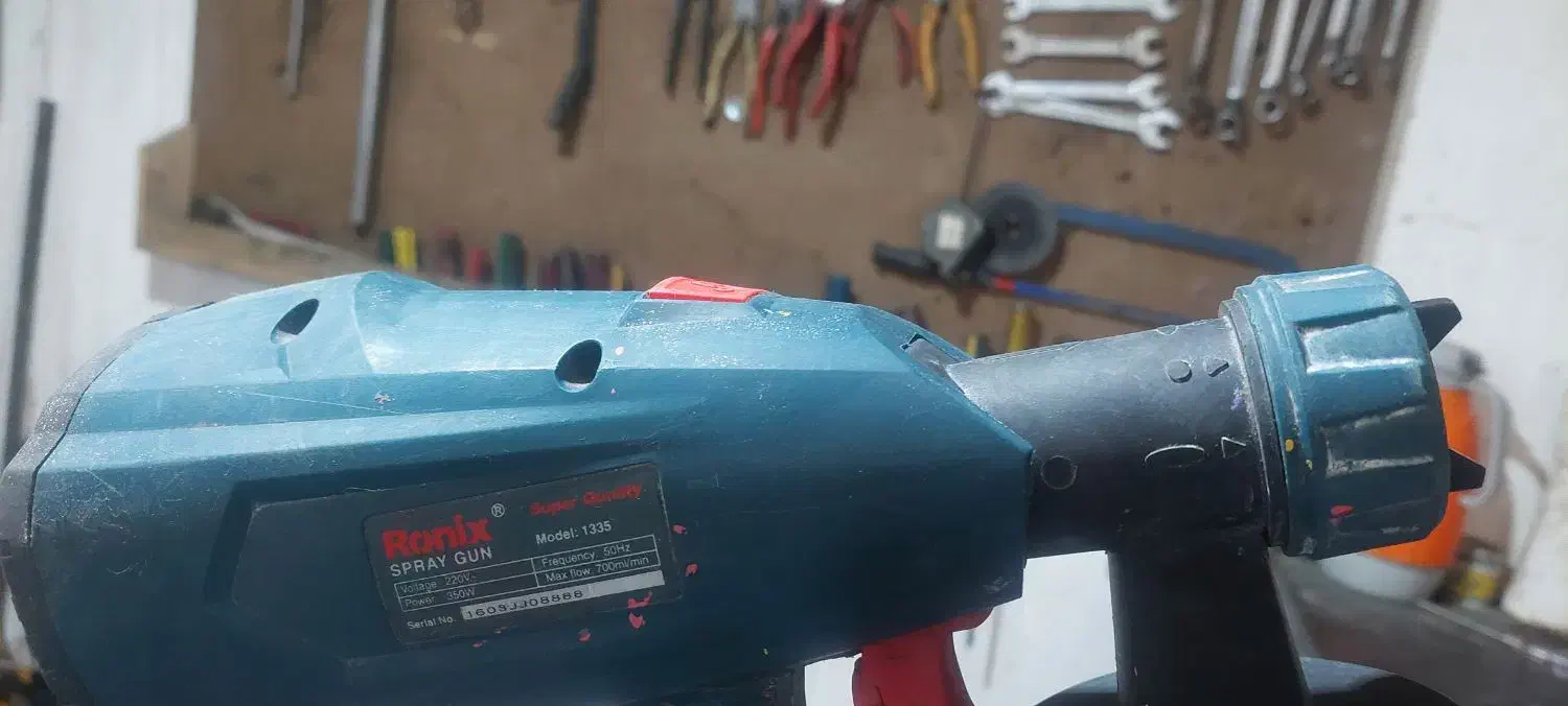 پیستوله برقی|ابزارآلات|پیر بکران, |دیوار