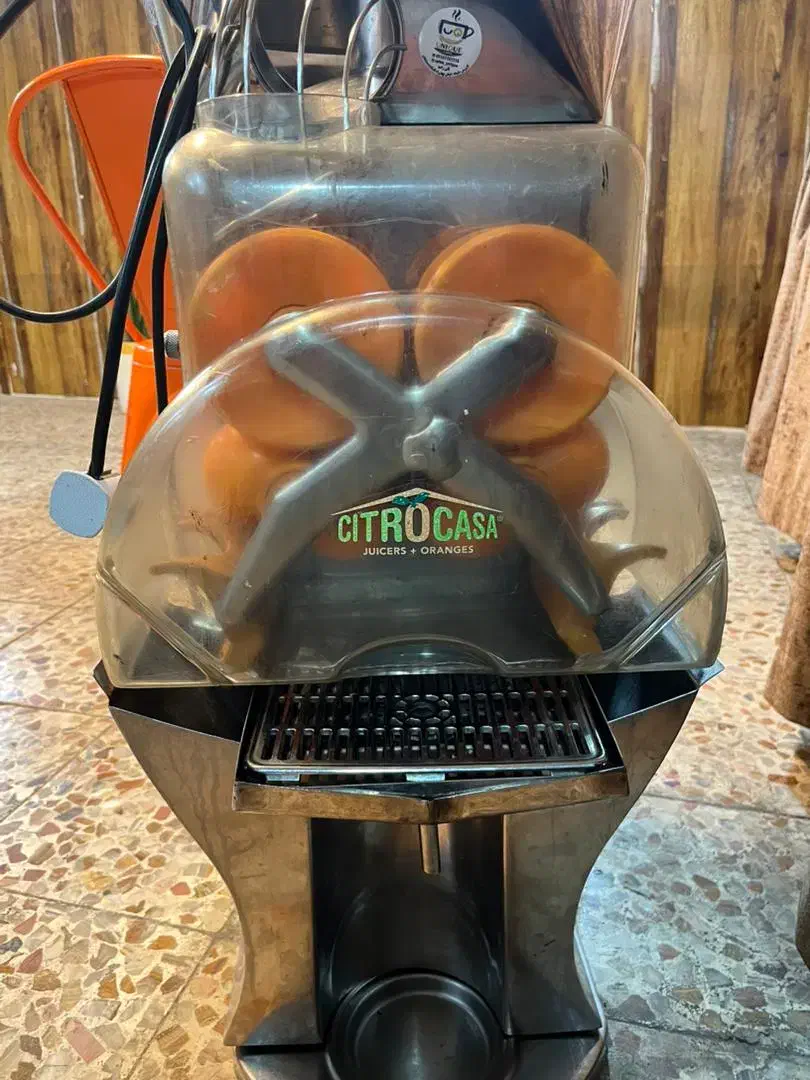 آب مرکبات گیر اسپانیایی درحد نو|کافیشاپ و رستوران|تهران, تهرانپارس جنوبی|دیوار