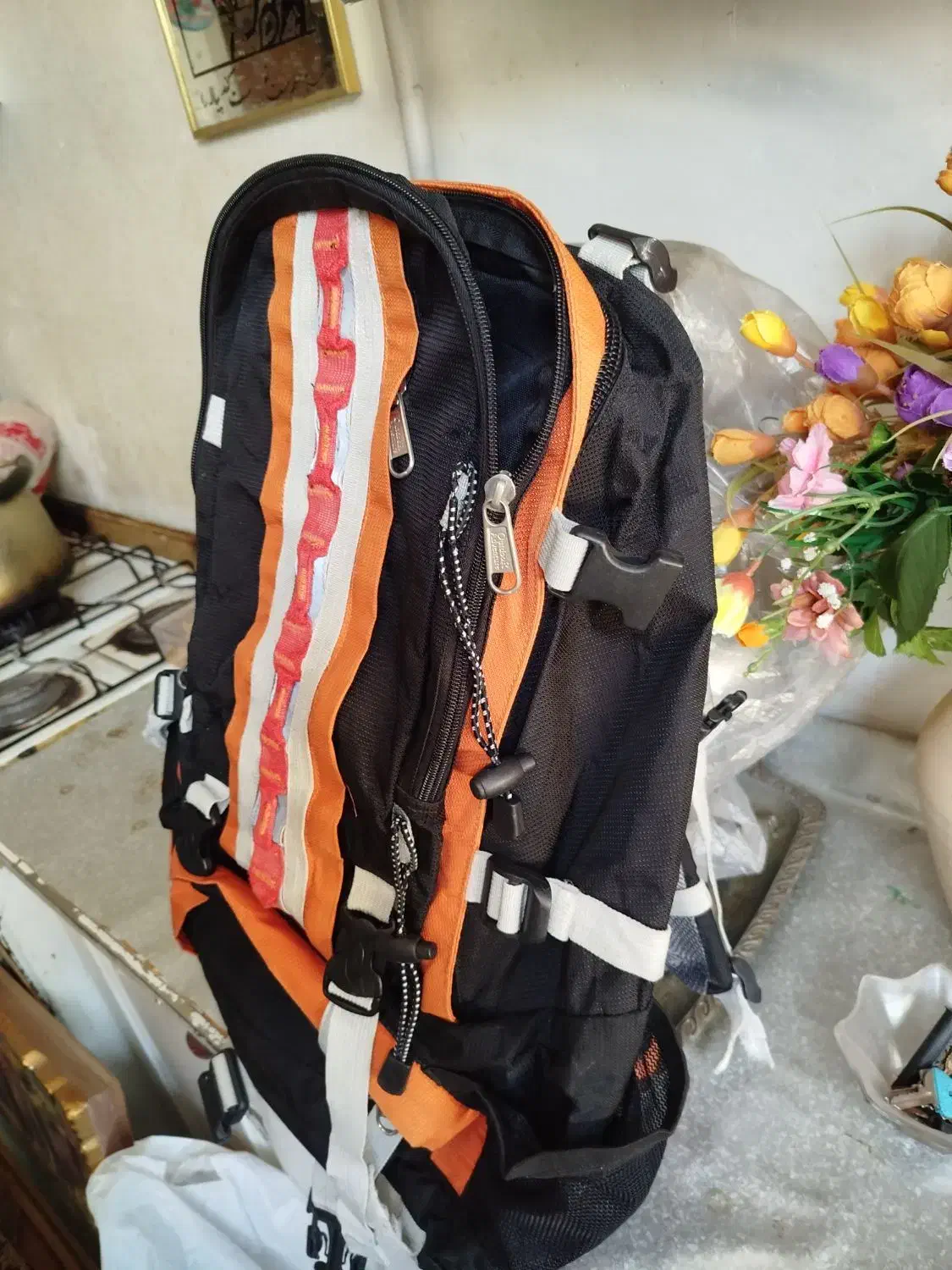 فروش میز تلویزیون کوله پشتی ، فوتبال دستی و...|میز تلویزیون|سراب, |دیوار