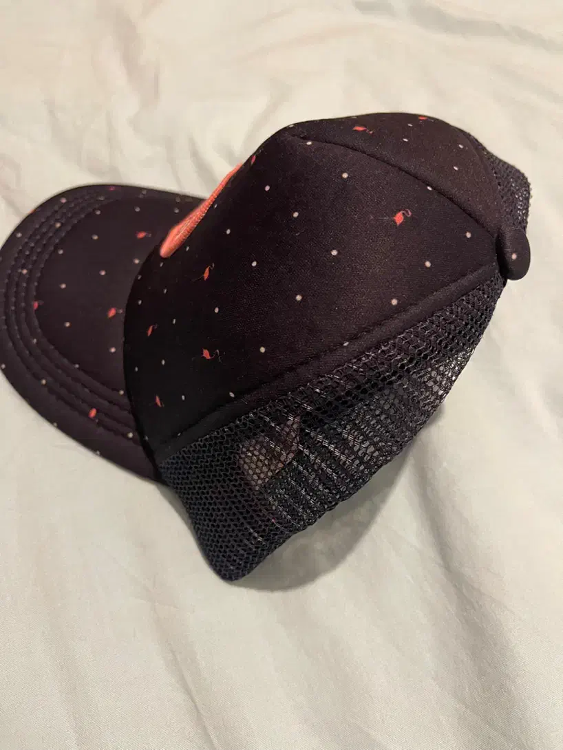 کلاه دخترانه/زنانه برند diverse اورجینال|لباس|تهران, آرژانتین|دیوار