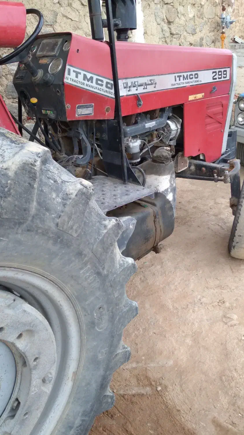 فروش تراکتور ۲۹۹|خودرو سنگین|شاهین دژ, |دیوار