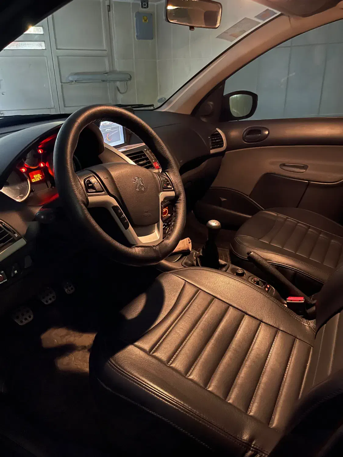 207 1401|خودرو سواری و وانت|همدان, |دیوار