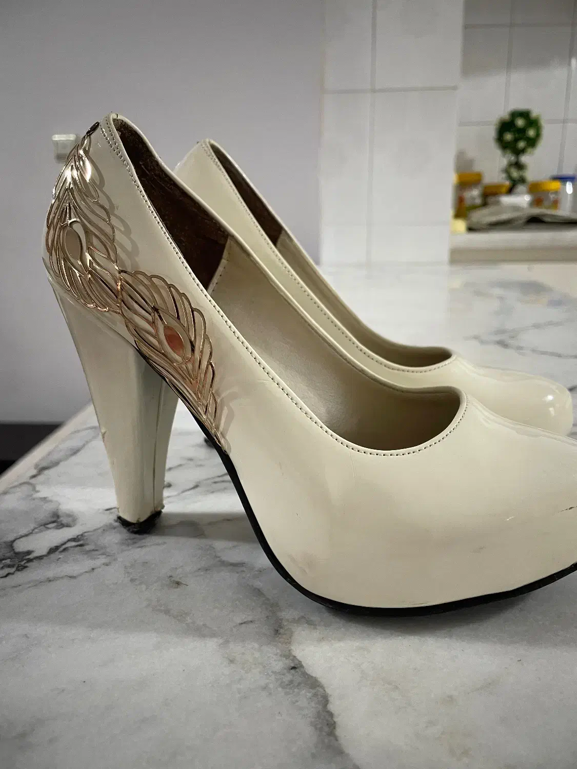 کفش عروس|کیف، کفش، کمربند|گنبد کاووس, |دیوار