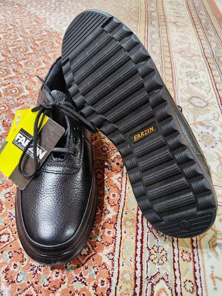 کفش|کیف، کفش، کمربند|اراک, |دیوار