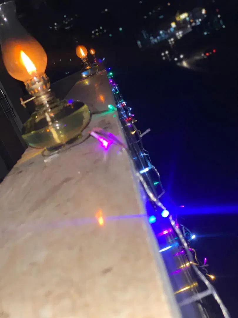 سنت سرا شوکا|خدمات پذیرایی، مراسم|مرزیکلا, |دیوار