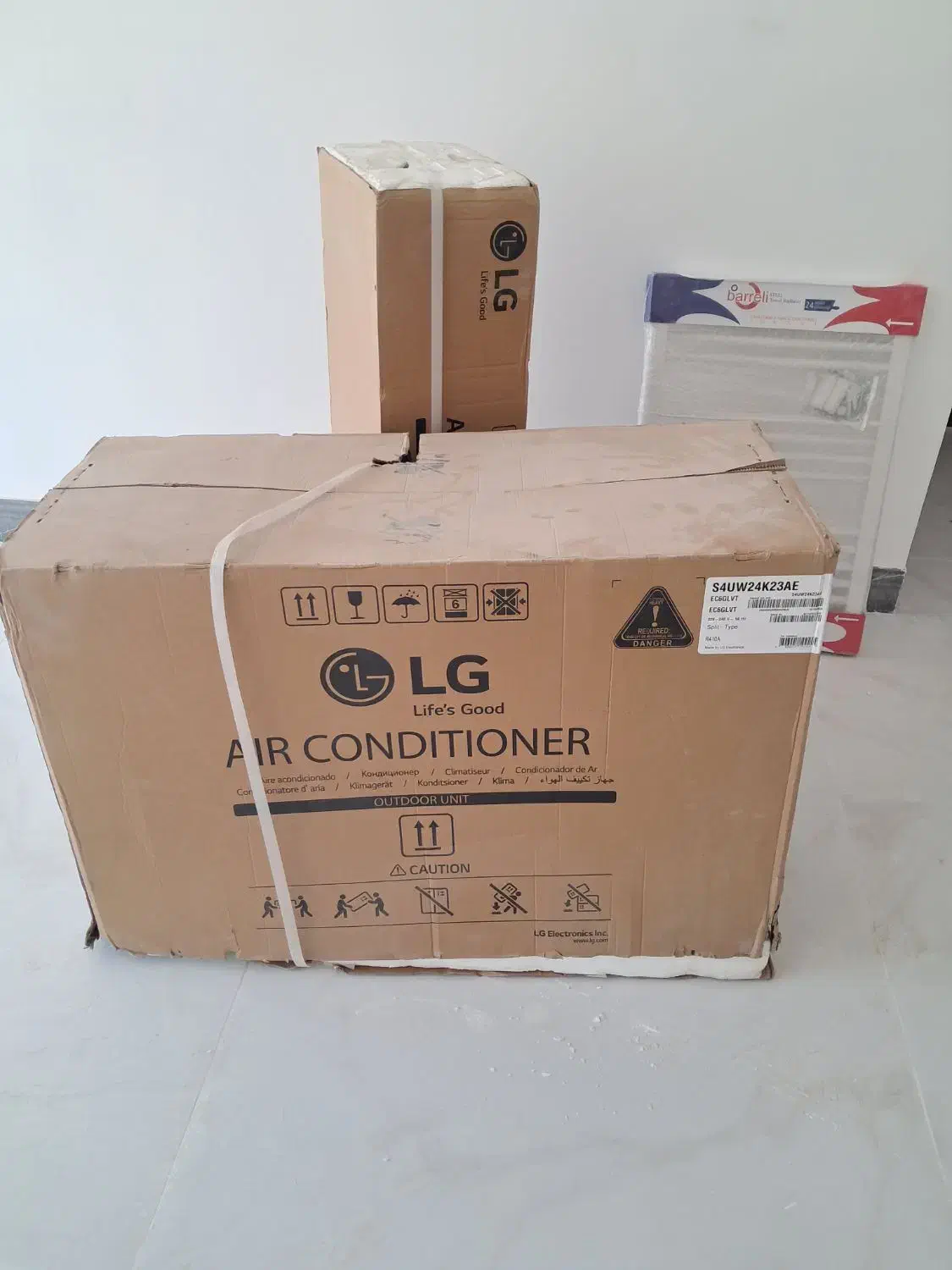 کولر گازی ال جی 24000 نو پلمپ سرد و گرم LG|کولر گازی و فن‌کوئل|شیراز, شهرک برف فروشان|دیوار