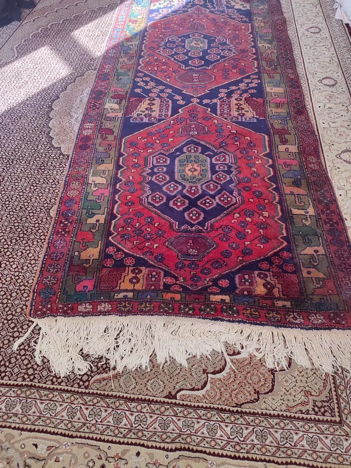 فرش قرمز|فرش|مراغه, |دیوار