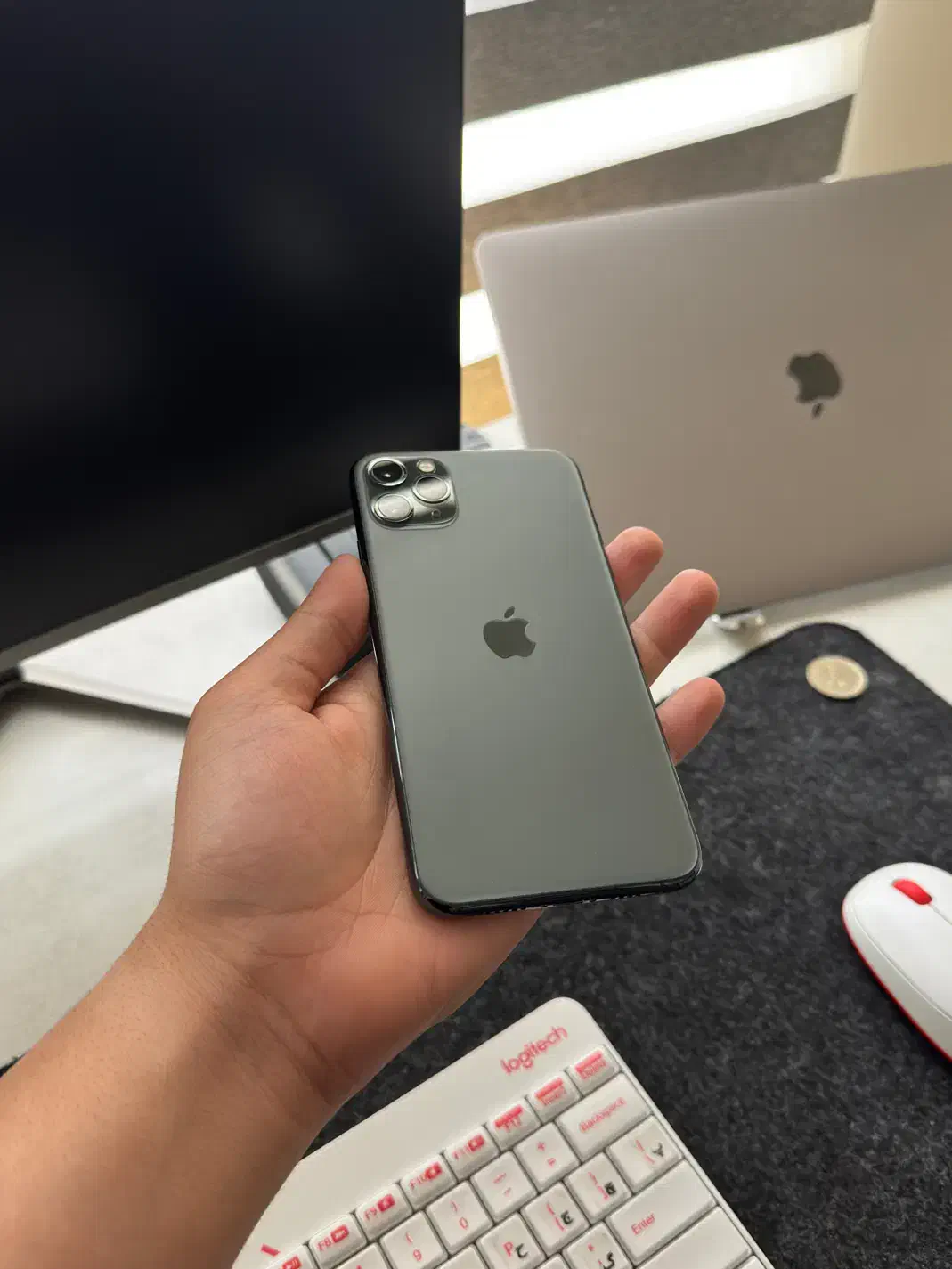 iPhone 11 Pro Max با حافظه ۲۵۶ گیگابایت|موبایل|تهران, نارمک|دیوار