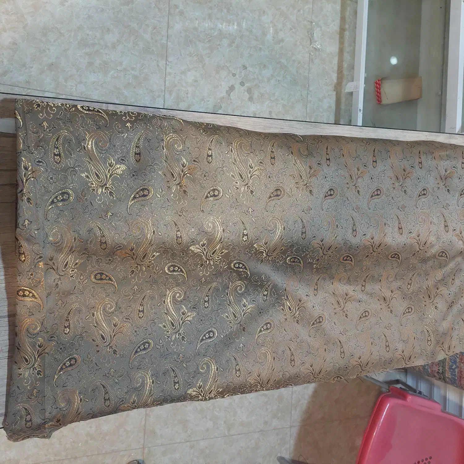 زیر سفره‌ایی و توری|سفره، حوله، دستمال آشپزخانه|کرمانشاه, |دیوار