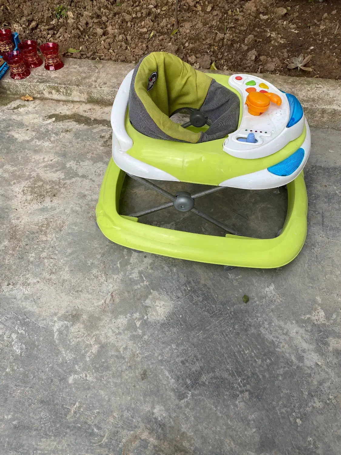 روروک|کالسکه و لوازم جانبی|ساری, |دیوار