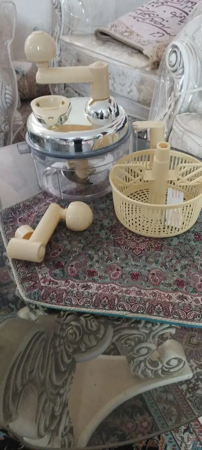 سبزی خوردن دستی نو با کارتنش|خردکن، آسیاب، غذاساز|گلبهار, شهر جدید گلبهار|دیوار