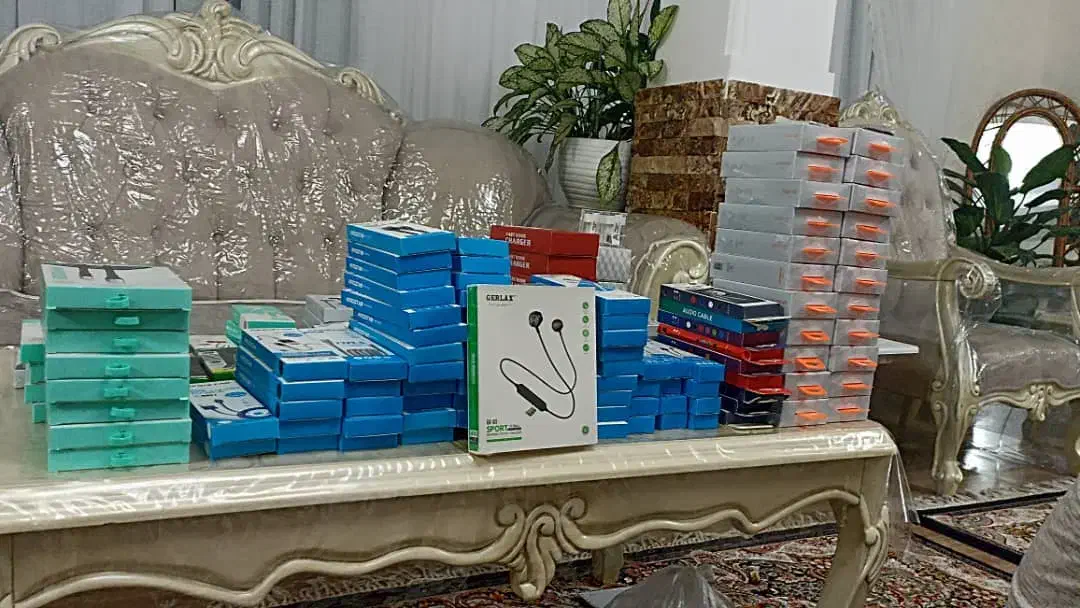 لوازم جانبی موبایل با قیمت مناسب|لوازم جانبی موبایل و تبلت|آستارا, |دیوار